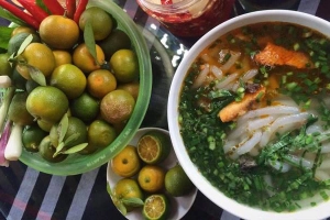 Quán Ăn Bánh Canh Huế Cá Lóc & Chân Gà Cửu Vị Hương - Hồ Văn Chương