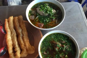 Quán Ăn Bánh Canh Ruộng Dung - Hà Thị Thân