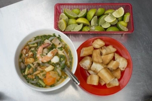 Quán Ăn Bánh Canh Tâm - Chợ Xóm Mới