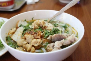 Quán Ăn Bánh Canh Tươi Long Khánh