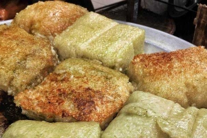 Bánh Chưng Rán, Cháo & Đồ Ăn Vặt - Ngõ Văn Chương