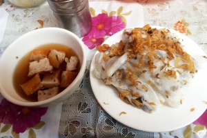 Quán Ăn Bánh Cuốn & Bún Các Loại - Trần Cung