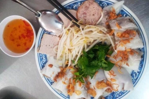 Quán Ăn Bánh Cuốn & Gà Ác Tần - Đặng Tiến Đông