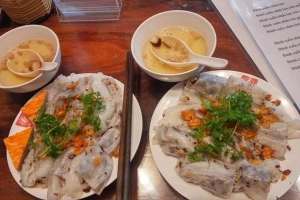 Quán Ăn Bánh Cuốn Kinh Đông