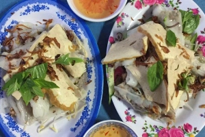Quán Ăn Bánh Cuốn Nóng - Đường A2