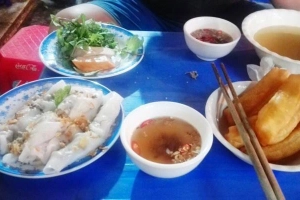 Bánh Cuốn Nóng - Hoàng Quốc Việt