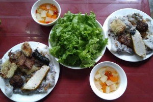 Quán Ăn Bánh Cuốn Nóng - Thủ Khoa Huân