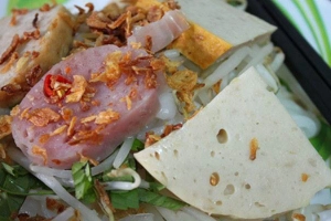 Quán Ăn Bánh Cuốn Nóng