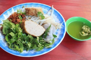 Quán Ăn Bánh Cuốn Song Mộc - Vườn Chuối