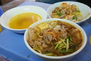 Quán Ăn Bánh Đa Cua Phố Trung Liệt