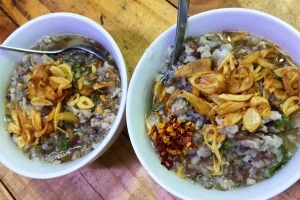 Quán Ăn Bánh Đúc Nóng Singapore