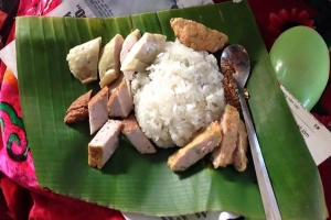Quán Ăn Bánh Khúc Cô Lan - Minh Khai