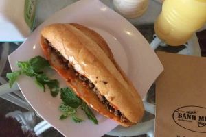 Bánh Mì An - Phố Cổ Hạ Long