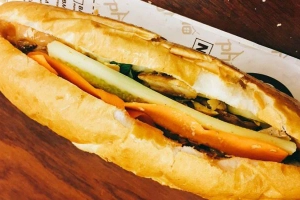 Quán Ăn Bánh Mì Hà Nội - 542 Nguyễn Duy Trinh