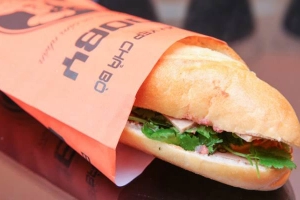 Quán Ăn Bánh Mì Kẹp Chả Bò Booby - Trần Đại Nghĩa