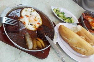 Quán Ăn Bánh Mì Tuấn Mai