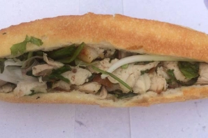 Quán Ăn Bánh Mì Tuyền Ký - Xuân Thủy