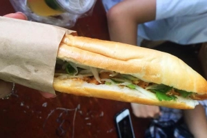 Quán Ăn Bánh Mì Vợ Ong Vàng - Tây Sơn
