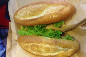 Quán Ăn Bánh Mì Hai Chú Hều