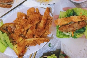 Quán Ăn Bánh Tôm Bà Lộc - Phạm Ngọc Thạch