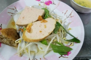 Quán Ăn Bánh Ướt - Hẻm 84 Tên Lửa