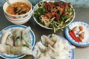 Quán Ăn Bánh Ướt Thịt Nướng Huyền Anh