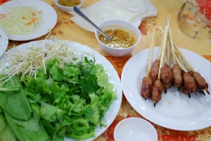 Quán Ăn Bánh Xèo & Nem Lụi - Phạm Cự Lượng