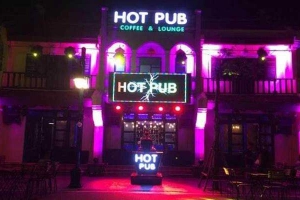 Bar Hot Pub - Cafe & Lounge