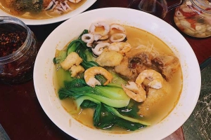 Quán Ăn Bát Giới Quán - Bún Thái & Lẩu Nướng