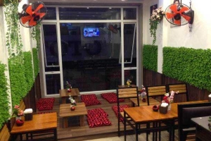 Bầu Coffee