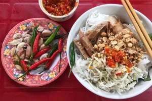 Quán Ăn Bé Nhỏ - Bánh Bèo & Bún Mắm