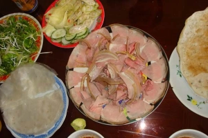 Quán Ăn Bê Thui Cầu Mống - Đường Số 1