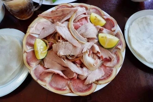 Quán Ăn Bê Thui Út Hạnh