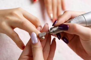 Bee Nail