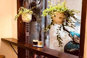 Bee's Coffee - 674 Trường Sa