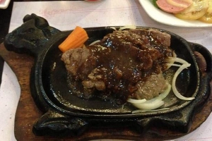 Quán Ăn Beefsteak Lục Nguyên - Trần Hưng Đạo