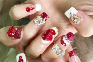 Bello Nails
