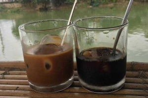 Bên Sông Cafe