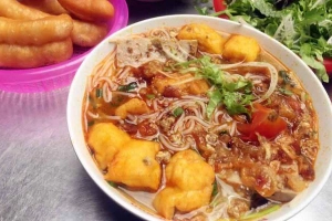 Quán Ăn Bếp O Xuân - Bún Ngon Phố Cổ