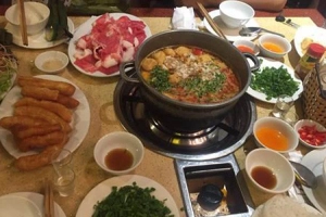 Quán Ăn Bích Nga - Phở Bò & Lẩu Bò