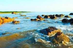 Biển Cửa Hiền