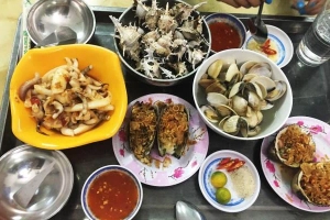 Biển Xanh - Hải Sản Tươi Sống Và Cơm Bình Dân