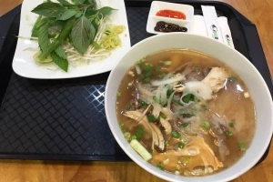 Quán Ăn Big Bowl - Phở Việt - Ga Quốc Nội