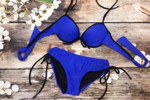 Bikini Thanh Vân
