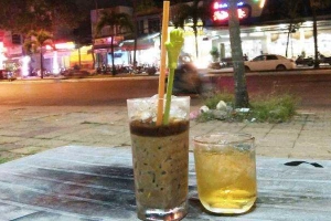 Bin Win Cafe