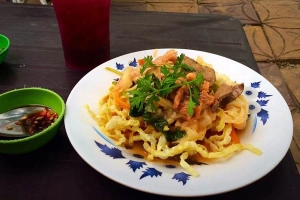 Quán Ăn Bình Minh - Mì Xào Giòn & Hủ Tiếu Xào