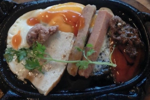 Quán Ăn Bò Bít Tết Chợ Lớn