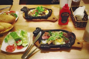 Quán Ăn Bò Né 3 Ngon - Nguyễn Văn Linh