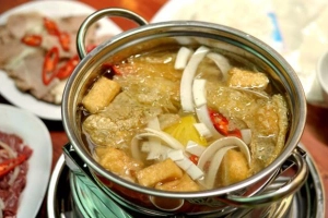 Quán Ăn Bò Nhúng Dấm 555 - Trung Hòa