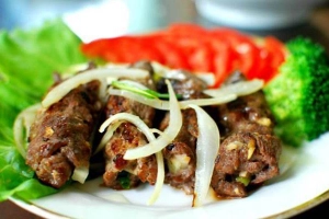 Quán Ăn Bò Nướng Phomai & Sinh Tố